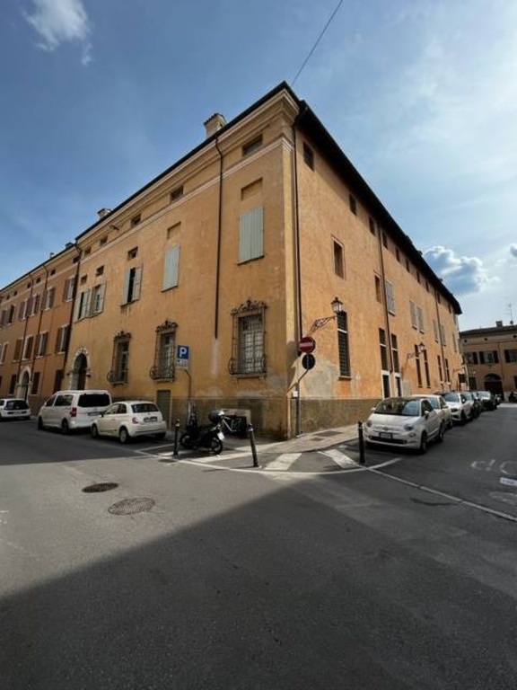 Quadrilocale a Mantova, 2 bagni, 180 m², 2° piano, stato ristrutturato