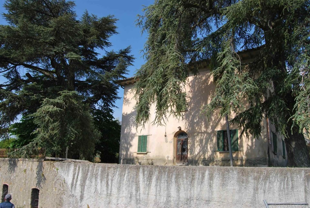 Villa a Pistoia, 12 locali, 2 bagni, giardino privato, 260 m²