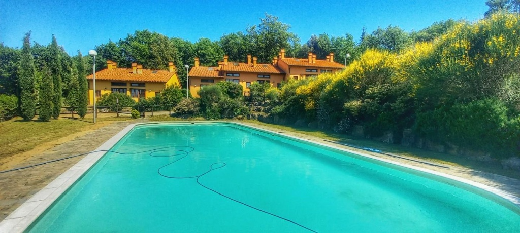 Villa a schiera a Gambassi Terme, 3 locali, 1 bagno, giardino privato