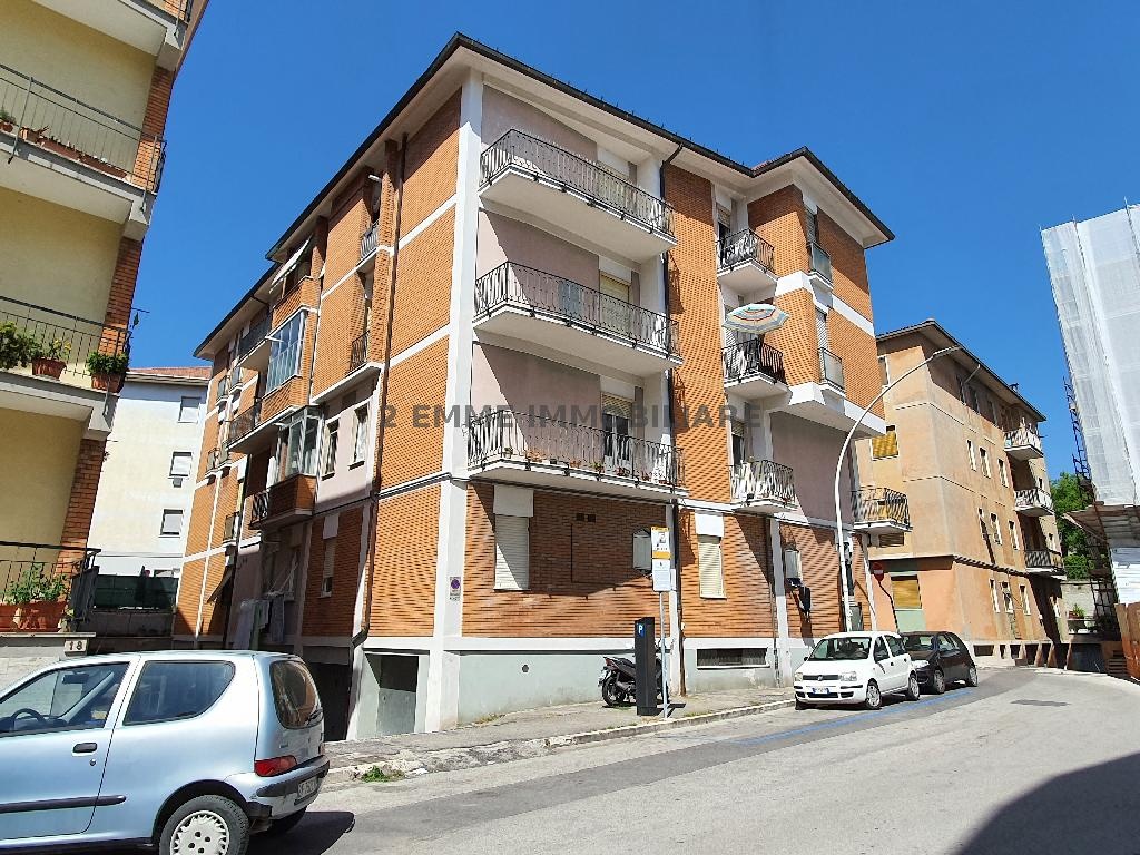Appartamento in VIA REDIPUGLIA 24, Ascoli Piceno, 5 locali, 1 bagno