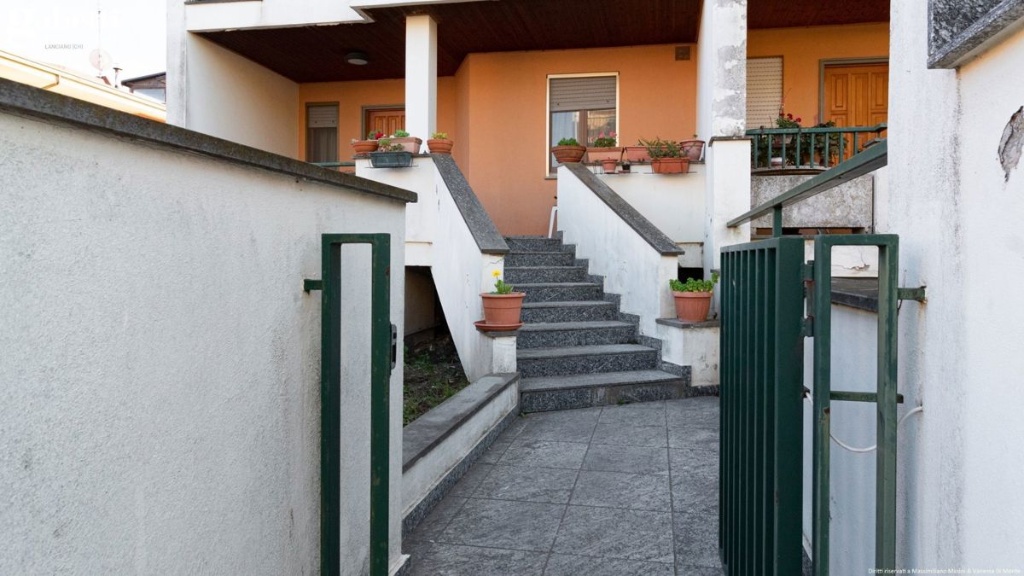 Casa indipendente in Via Piane 91, Santa Maria Imbaro, 7 locali