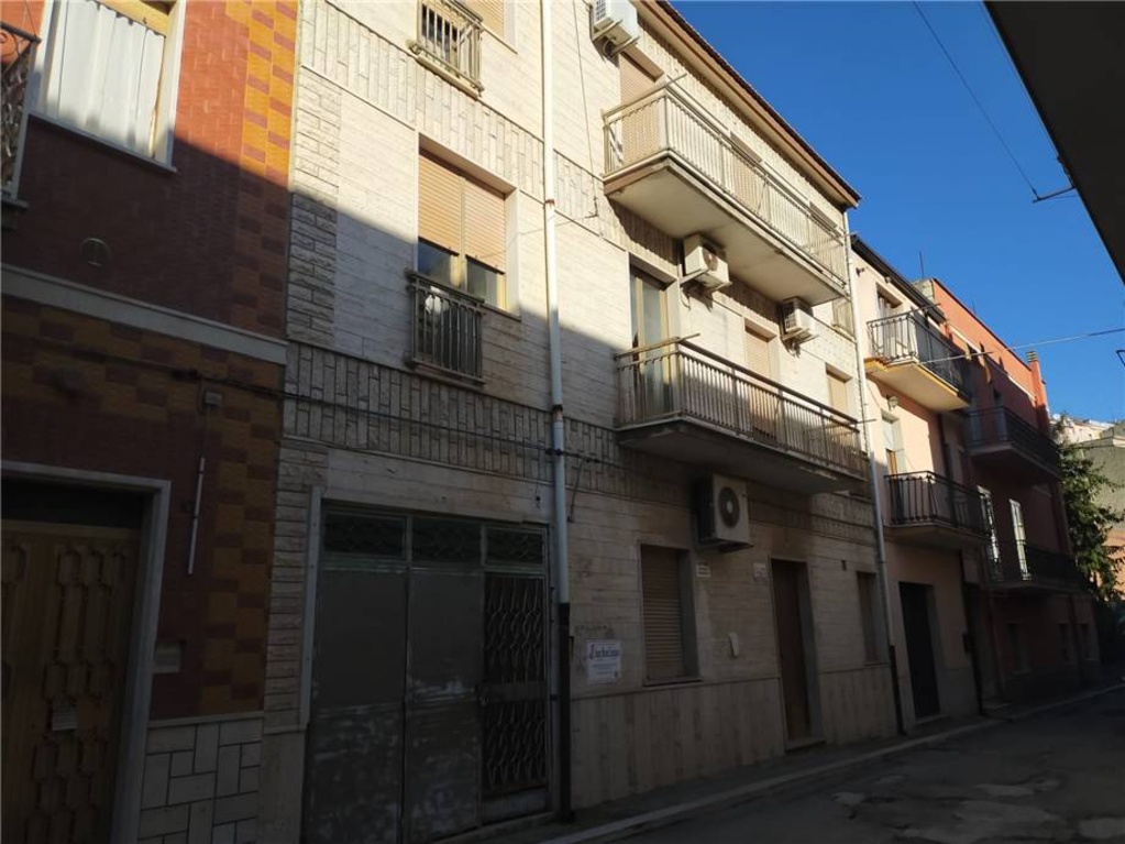 casa semindipendente in vendita a San Nicandro Garganico