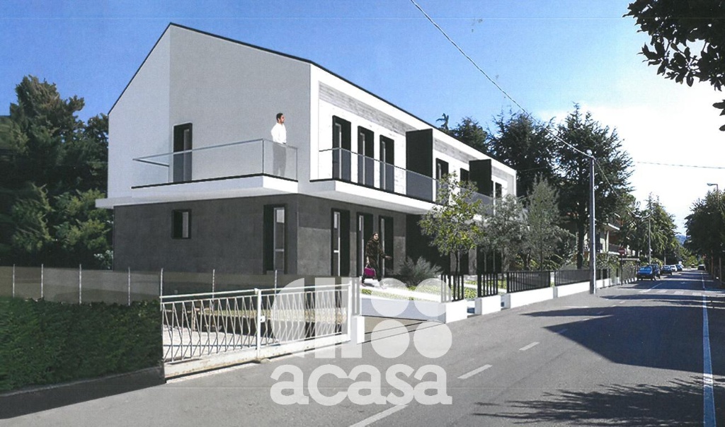Quadrilocale a Cesena, 2 bagni, con box, 162 m², terrazzo in vendita