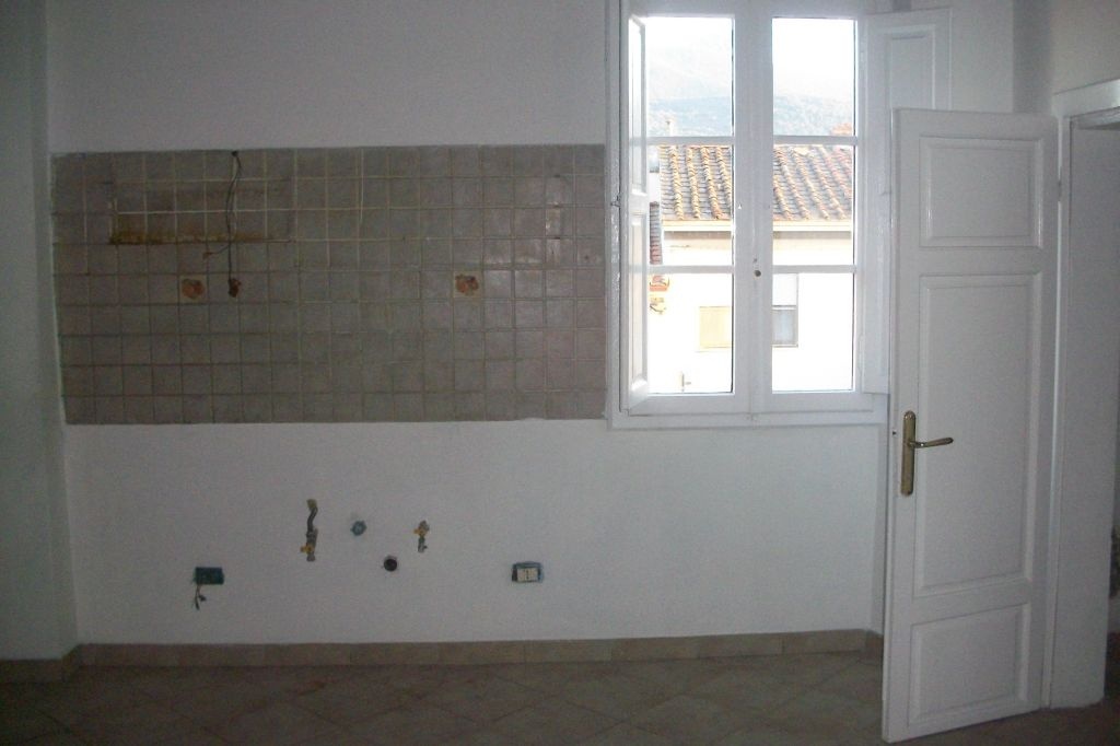 Bilocale in Via Tosco Romagnola, Cascina, 1 bagno, 50 m², 2° piano