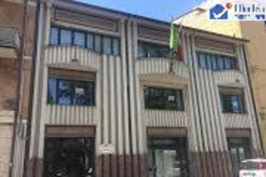 Appartamento in VIA GARIBALDI, Campobasso, 2 bagni, 200 m², 2° piano