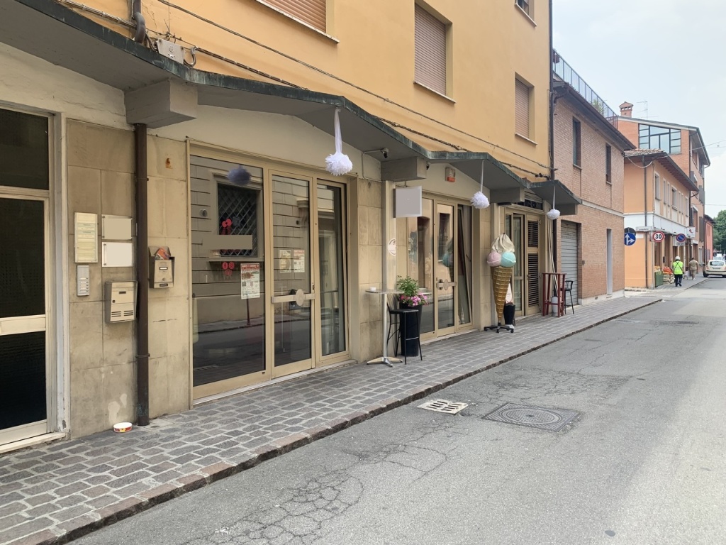 locale commerciale in vendita a San Giorgio di Piano