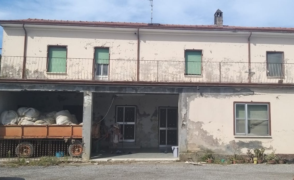 Rustico in Via Selve, Savignano sul Rubicone, 8 locali, 300 m²