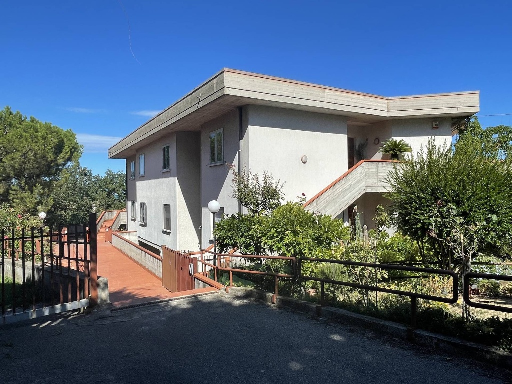 Appartamento in Via damiani, San Benedetto del Tronto, 5 locali