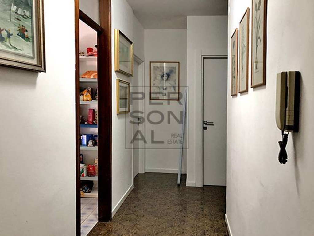 Appartamento a Trento, 5 locali, 2 bagni, 130 m², 2° piano in vendita