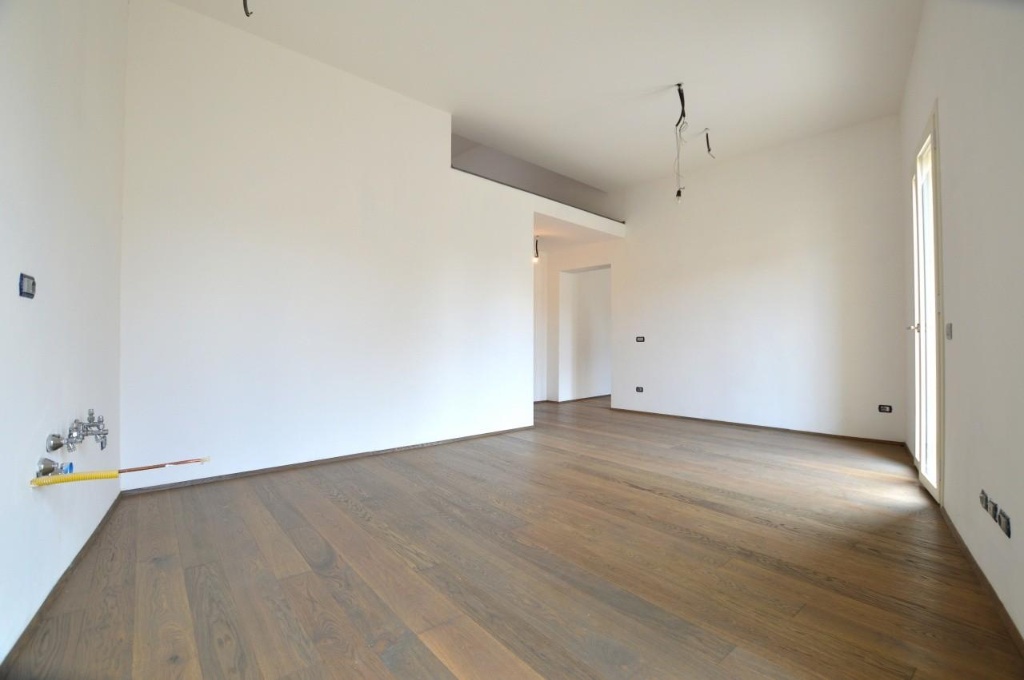 Attico a Siena, 6 locali, 2 bagni, 160 m², 3° piano in vendita