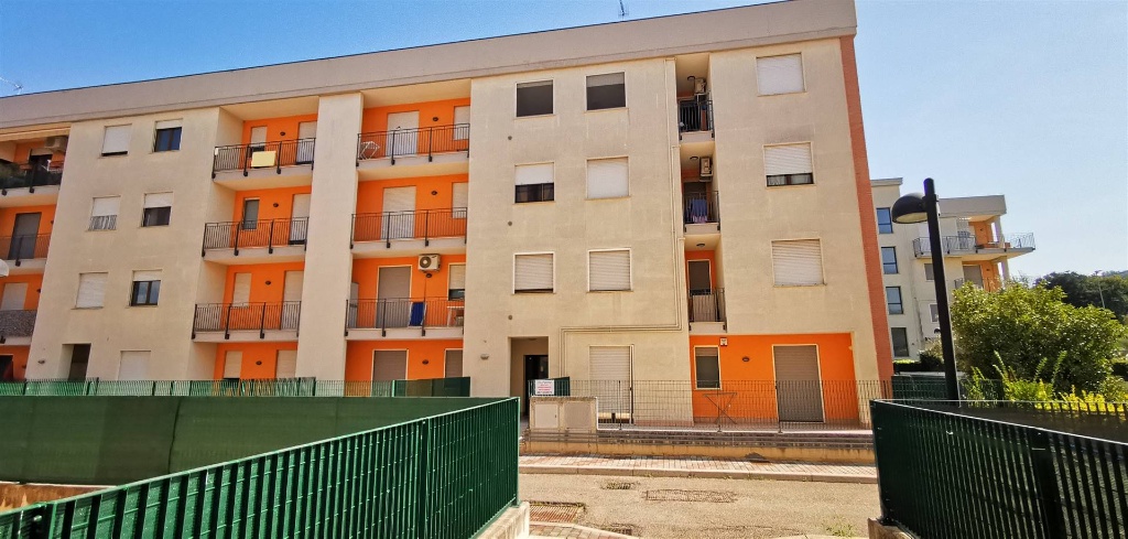 Trilocale in Via Algeri, Chieti, 1 bagno, arredato, 60 m², 2° piano