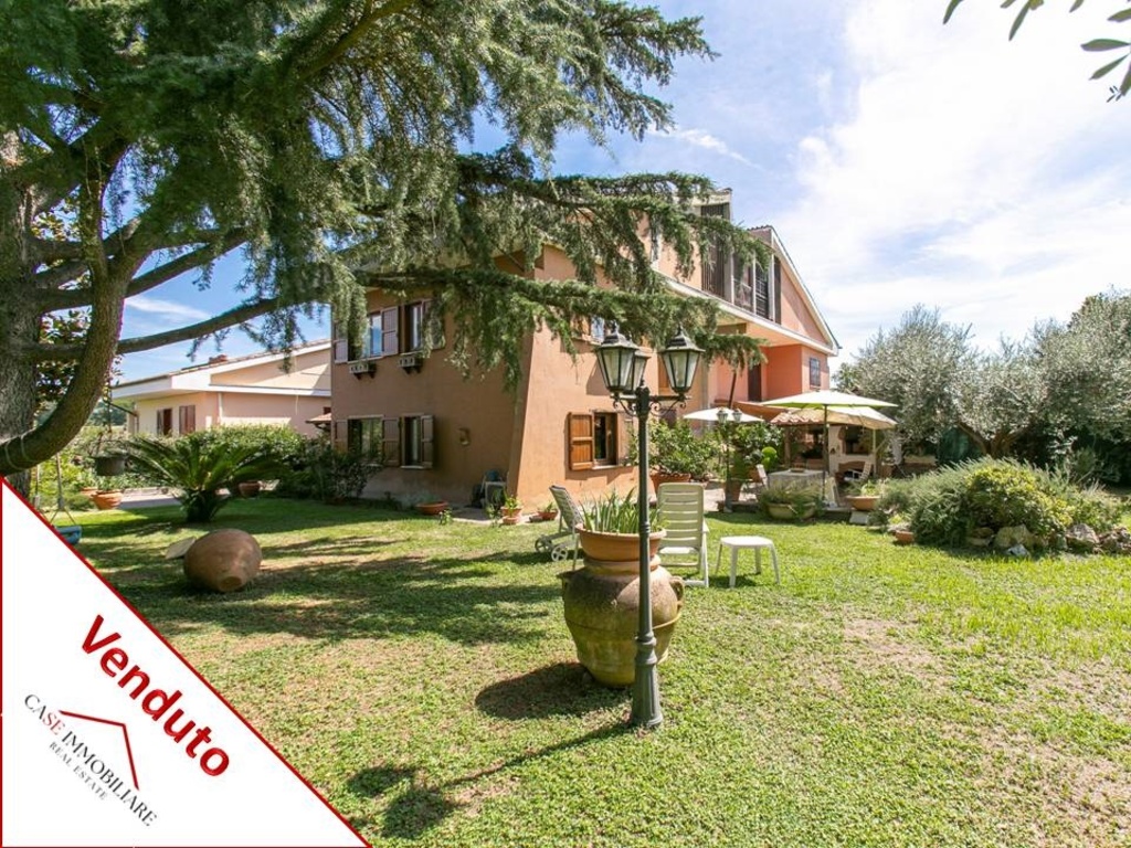 Villa in Via della selvotta, Formello, 8 locali, 2 bagni, 271 m²