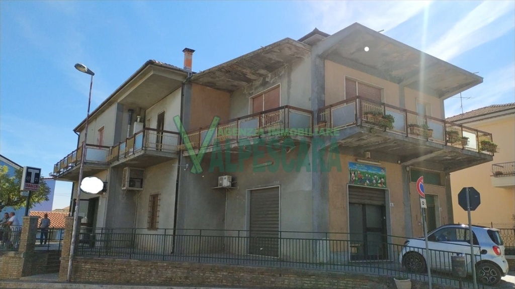 Appartamento in Viale Colli Villa Oliveti di Rosciano, Rosciano