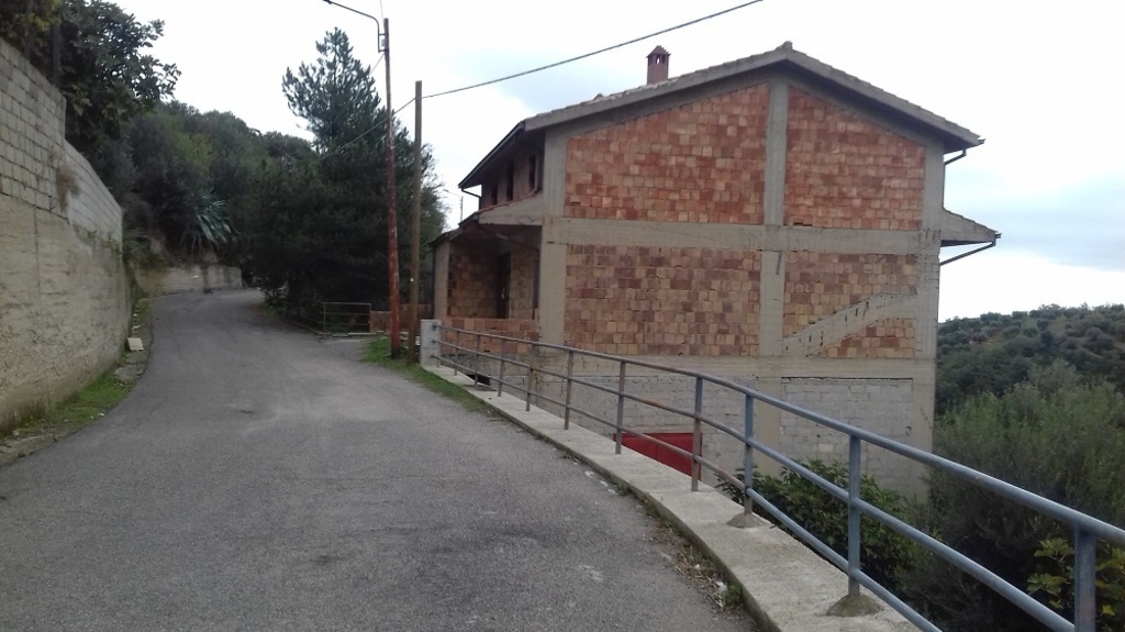Villa singola in Via San Francesco 20, San Giorgio Albanese, 10 locali