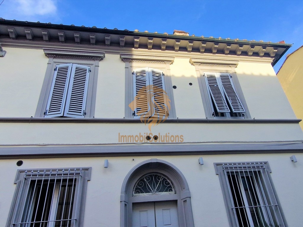 Trilocale in Via giacomini, Firenze, 2 bagni, arredato, 80 m²