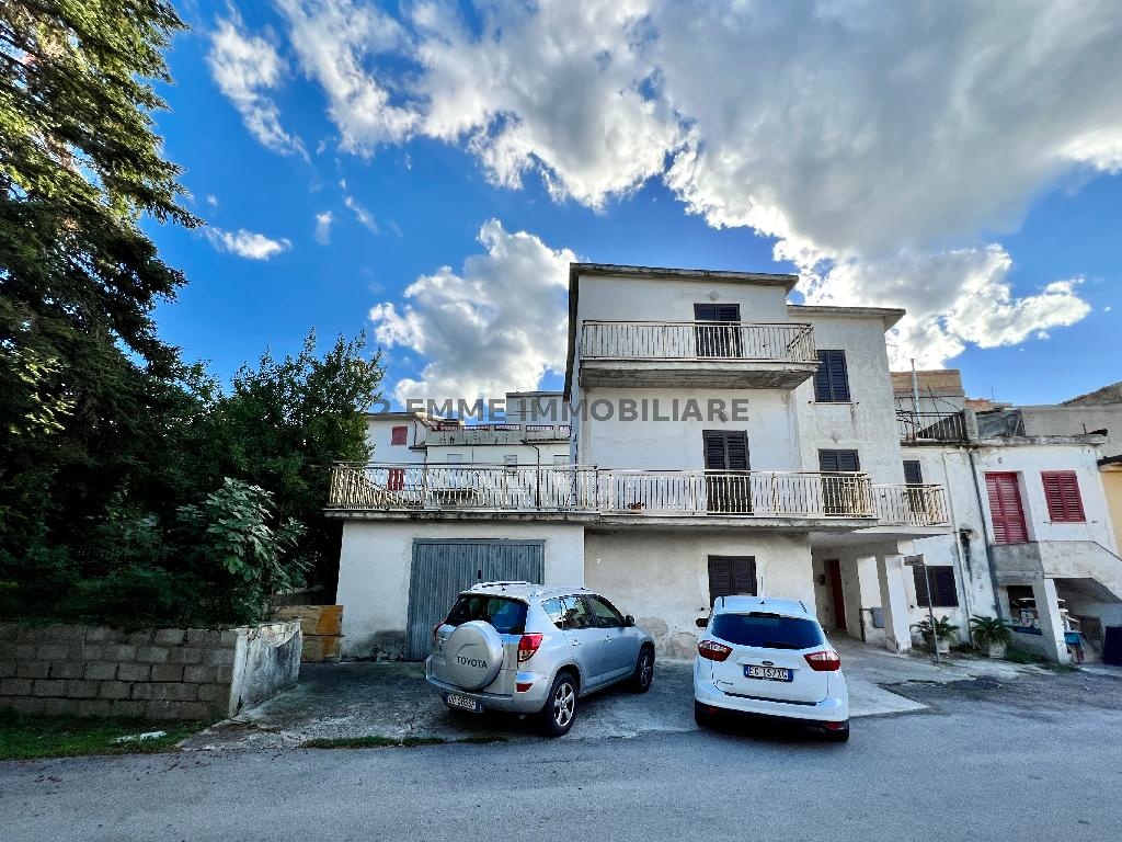 Casa indipendente in FRAZIONE VILLA LEMPA, Civitella del Tronto