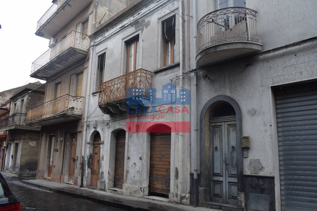 Casa indipendente in Via Garibaldi, Calatabiano, 4 locali, 3 bagni