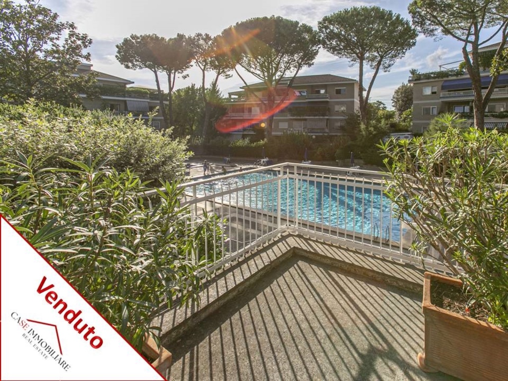 Appartamento in Via decio filipponi, Roma, 5 locali, 2 bagni, 186 m²