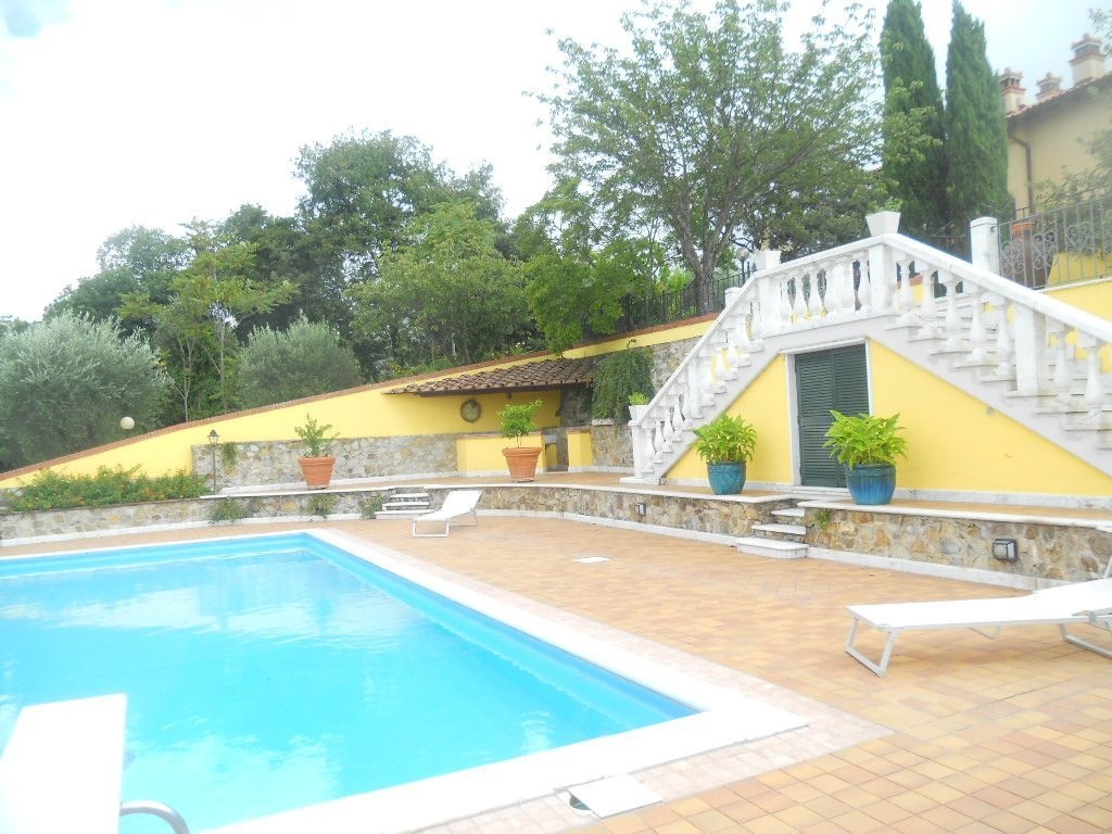 Villa in Via Palvotrisia 92, Castelnuovo Magra, 16 locali, 530 m²