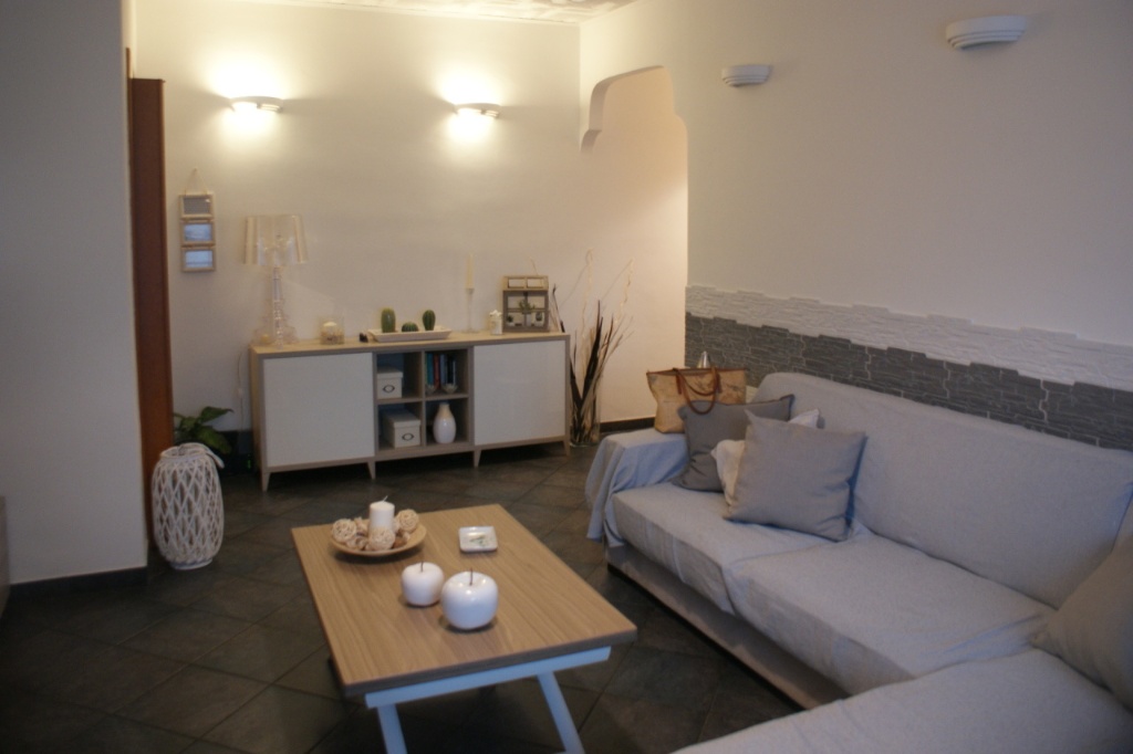 Appartamento in Via Aurelia Nord, Arcola, 5 locali, posto auto, 88 m²