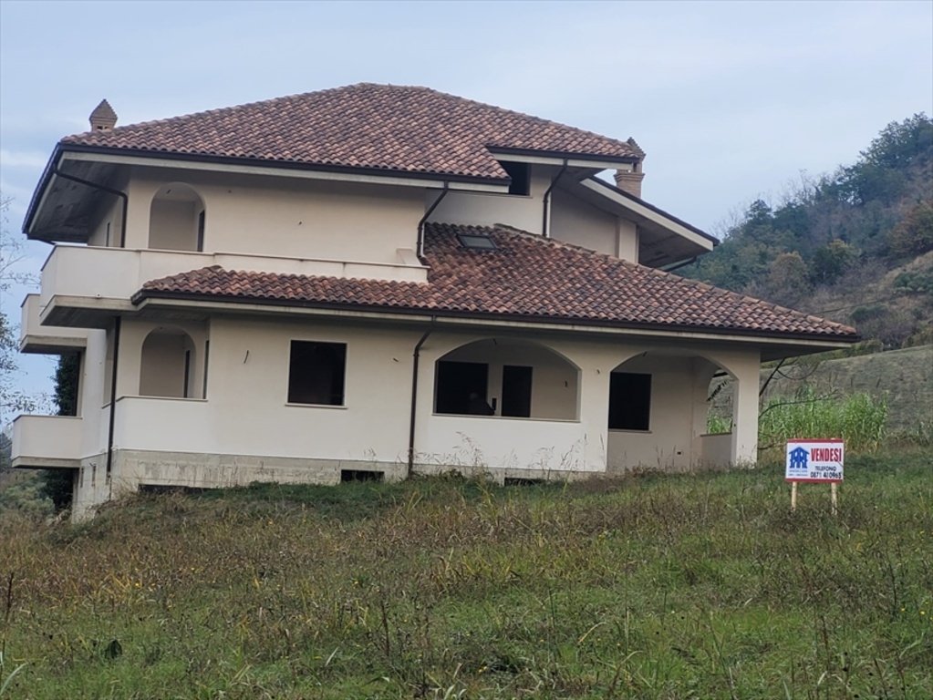 Villa in C.da Feudo 52 Bis, Bucchianico, 10 locali, 3 bagni, 415 m²