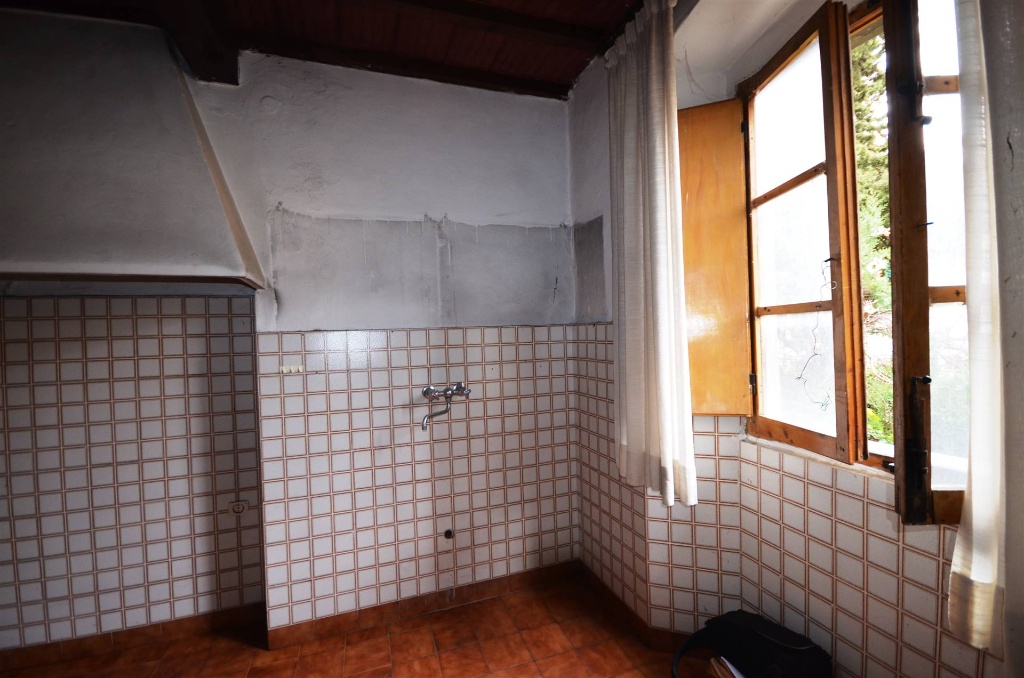 Quadrilocale a Montespertoli, 1 bagno, 122 m², 1° piano in vendita