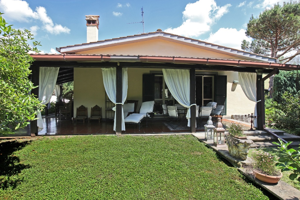 Villa in Via del pilello, Campagnano di Roma, 6 locali, 3 bagni