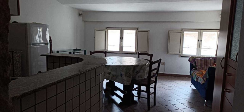 Appartamento a Sassari, 5 locali, 2 bagni, 104 m², 2° piano in vendita