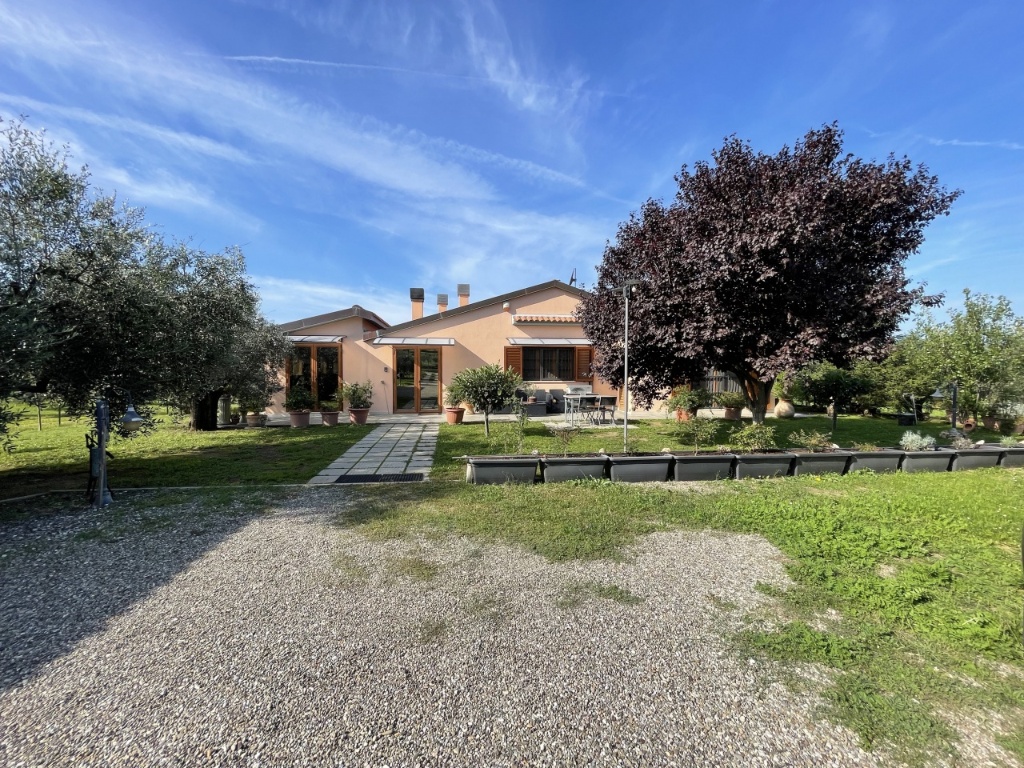 Villa in Strada Provinciale Accesa, Massa Marittima, 7 locali, 2 bagni