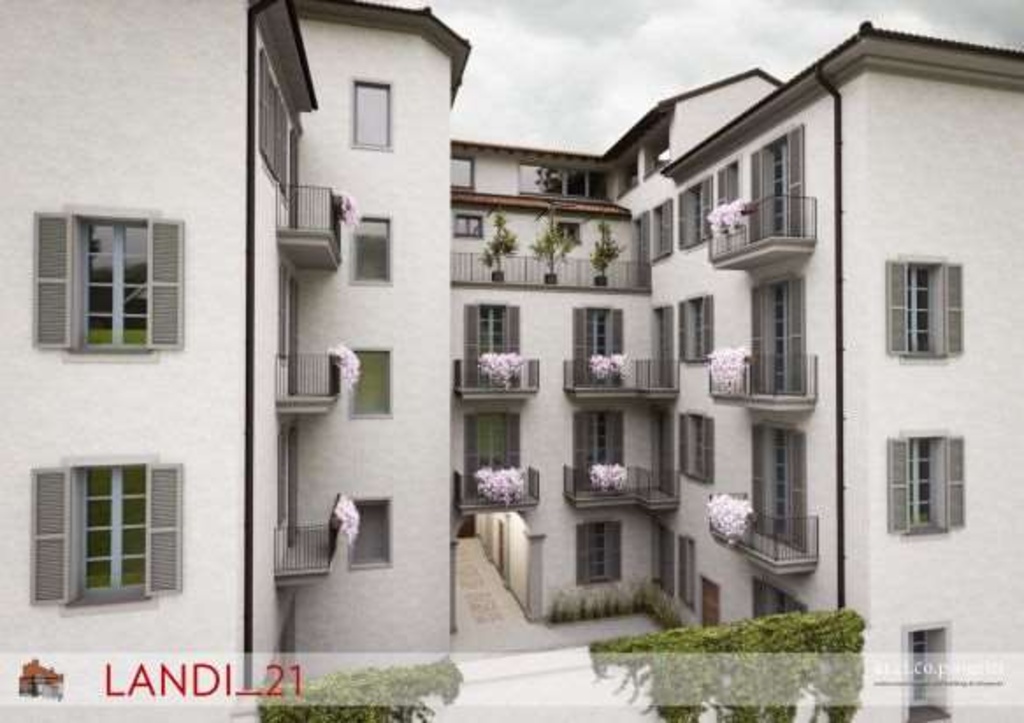 Quadrilocale in Via San Vincenzo, Piacenza, 2 bagni, 195 m², 2° piano