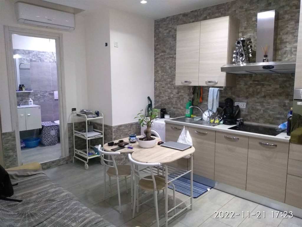 Appartamento a La Spezia, 5 locali, 3 bagni, arredato, 140 m²