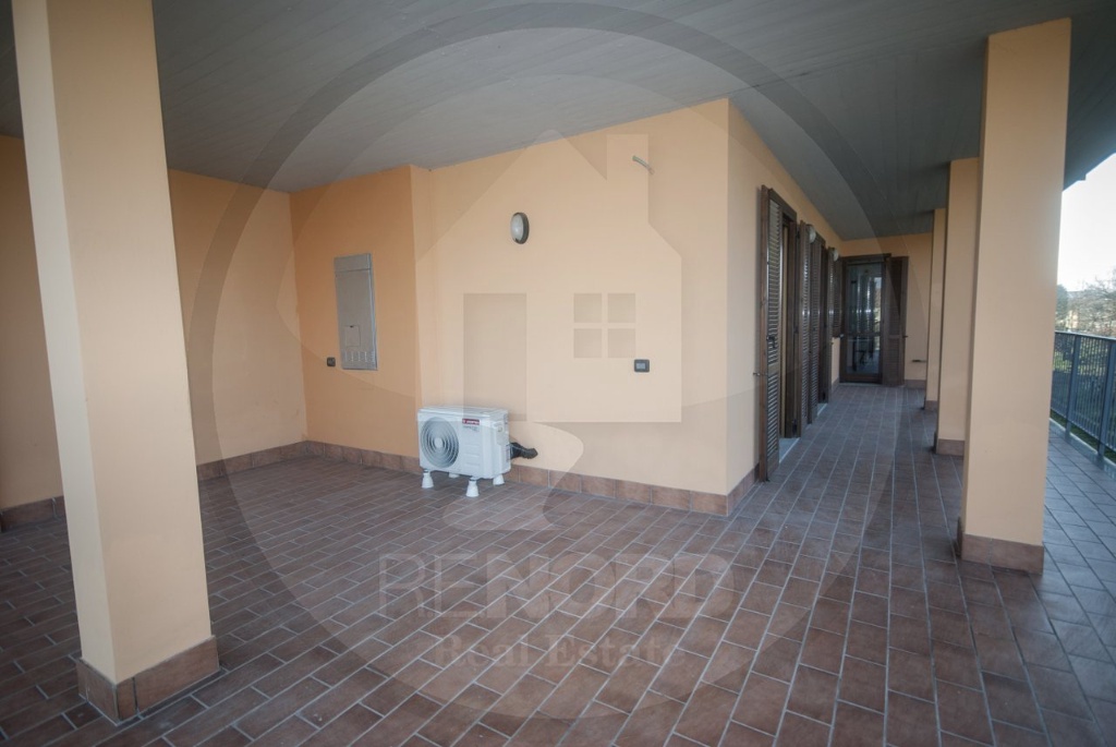 Trilocale in Via Guglielmo Marconi, Cura Carpignano, 1 bagno, 80 m²