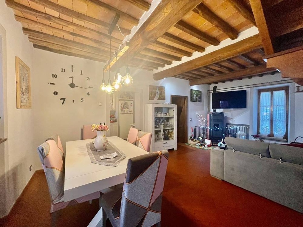 Casa colonica a Figline e Incisa Valdarno, 5 locali, 2 bagni, 130 m²
