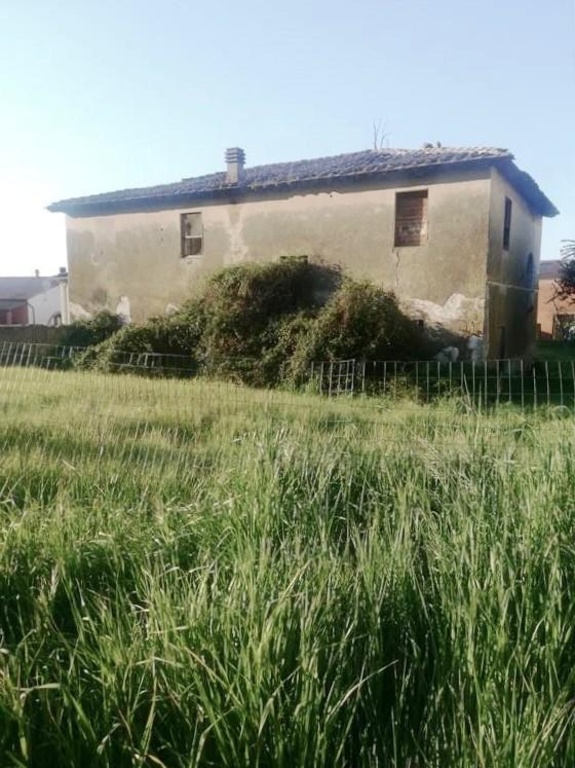 casa semindipendente in vendita a Calci