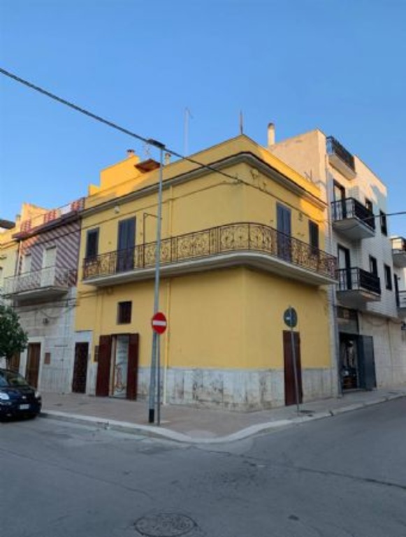 Casa indipendente a San Ferdinando di Puglia, 4 locali, 2 bagni, 90 m²