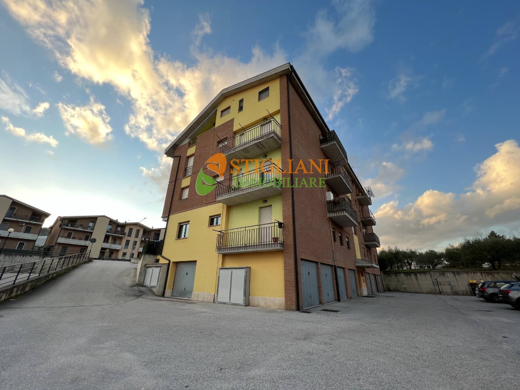 Appartamento in Via Roma, Mirabello Sannitico, 5 locali, 2 bagni