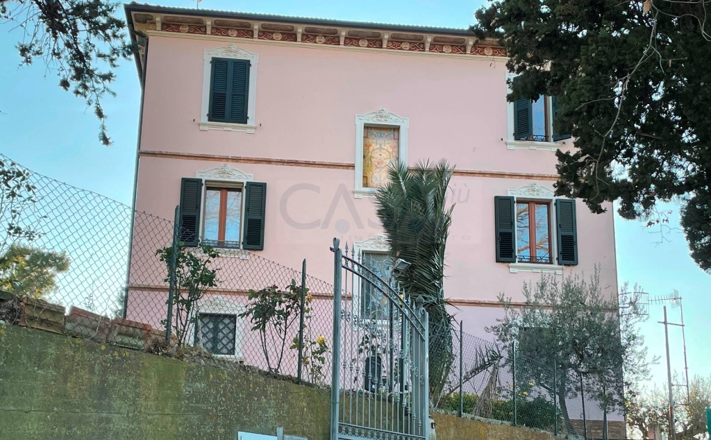 Villa singola in Contrada Sant'Egidio, Monsampolo del Tronto, 9 locali