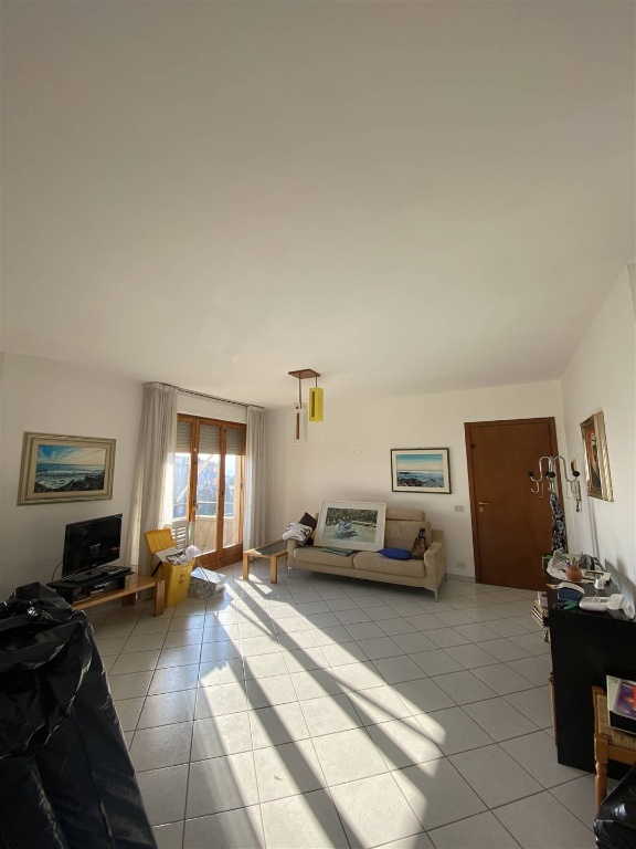 Trilocale a Gambassi Terme, 1 bagno, 71 m², 2° piano in vendita