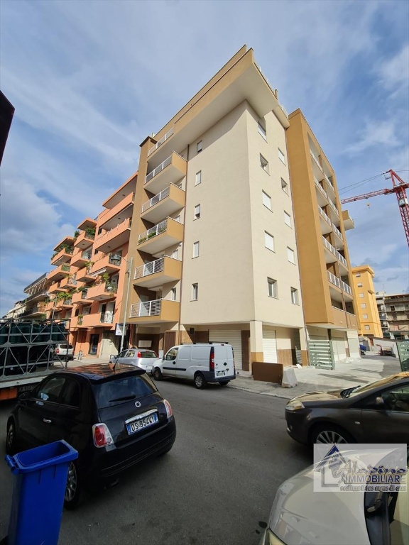 Quadrilocale a Reggio di Calabria, 2 bagni, 160 m², 2° piano