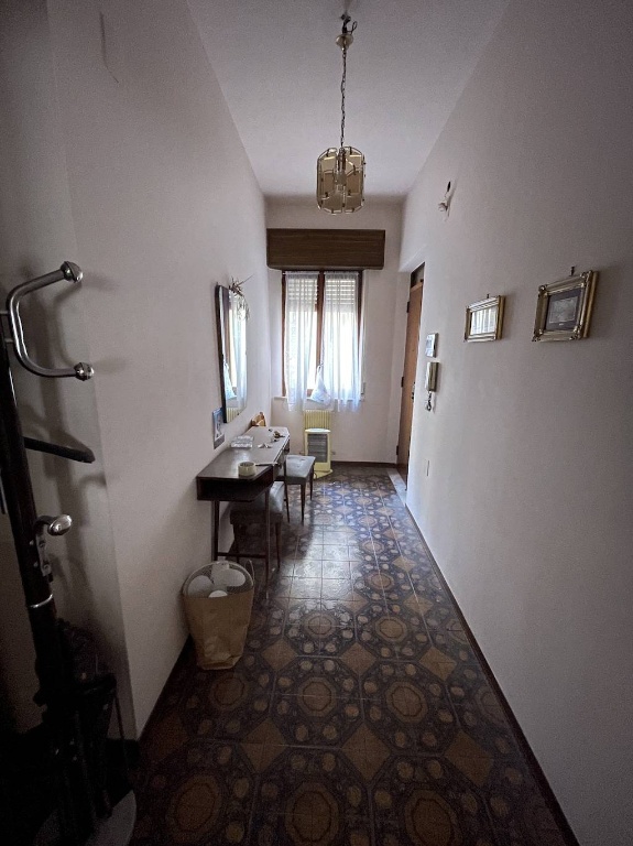 Appartamento in Via Villini Svizzeri, Reggio di Calabria, 10 locali