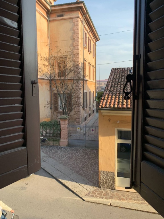 Trilocale a Mantova, 1 bagno, giardino in comune, 90 m², 1° piano