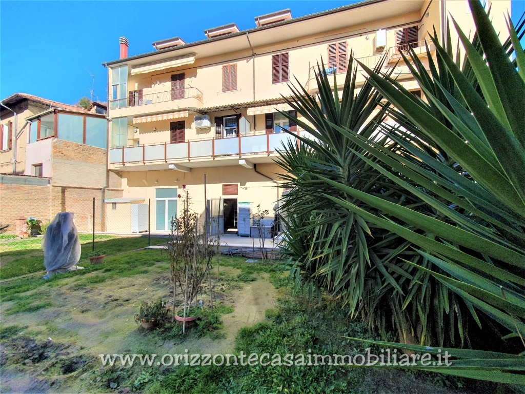 Appartamento ad Ascoli Piceno, 6 locali, 1 bagno, 137 m², 1° piano