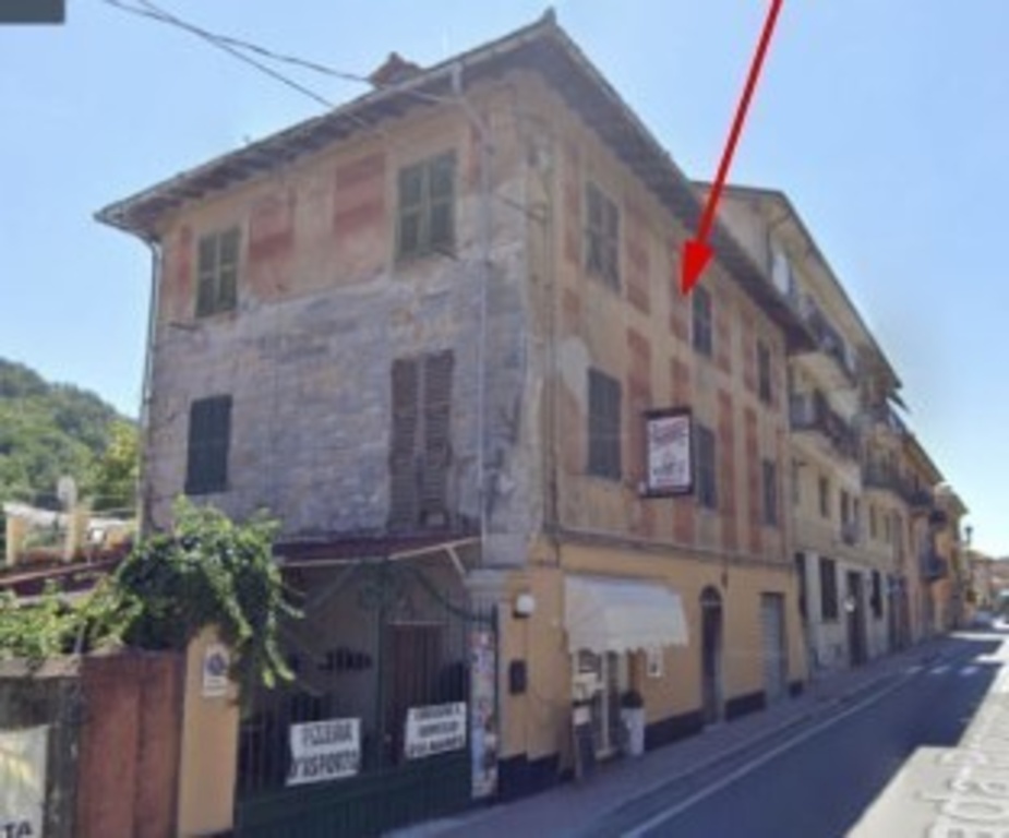 Appartamento in Corso Trento e Trieste 94, Ronco Scrivia, 7 locali