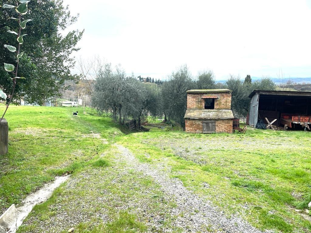Porzione di casa a Gambassi Terme, 10 locali, 2 bagni, posto auto