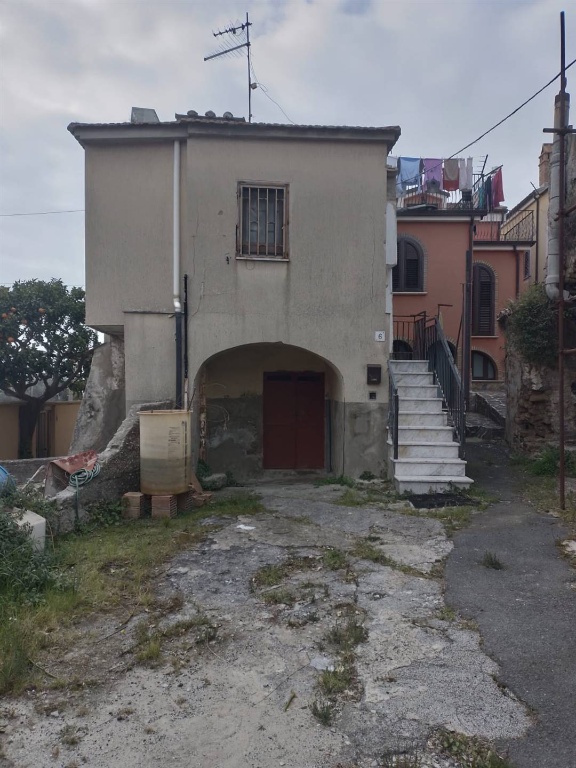 Monolocale in Via Casale Sant'Antonio, Salerno, 1 bagno, 32 m²