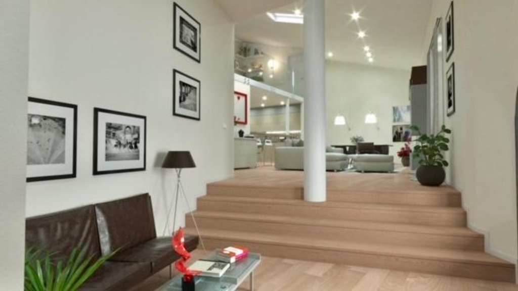 Appartamento a Siena, 8 locali, 3 bagni, posto auto, 233 m² in vendita