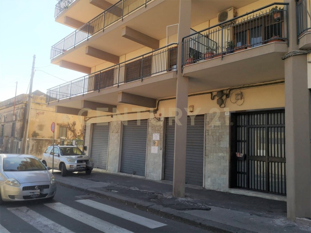 Appartamento in Via del Bosco 269, Catania, 6 locali, 180 m², 1° piano