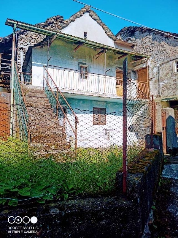 Casa indipendente in Fomarco 10, Pieve Vergonte, 6 locali, 1 bagno