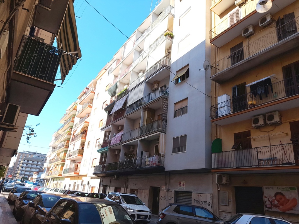 Bilocale in Via Salinella 6, Taranto, 1 bagno, 70 m², 2° piano
