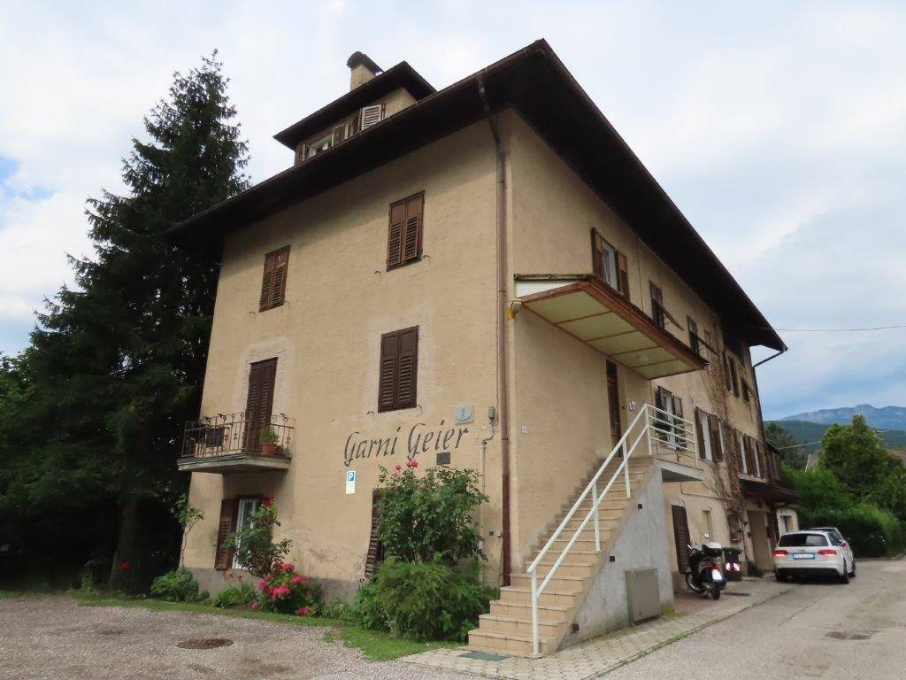 Casa indipendente in Via San Giacomo, Laives, 14 locali, 4 bagni